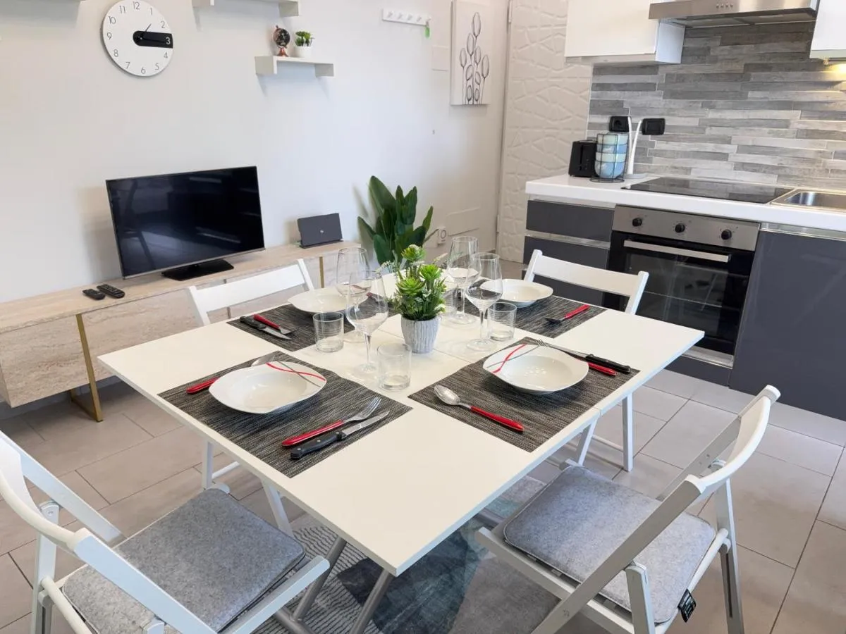 Image 5 of 10 minutes from Fiera Milano with large terrace
