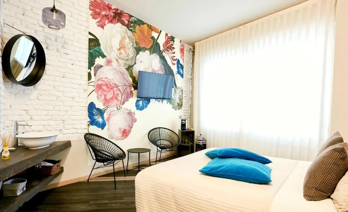Image 1 of 15 Quindici by Serendipity Rooms