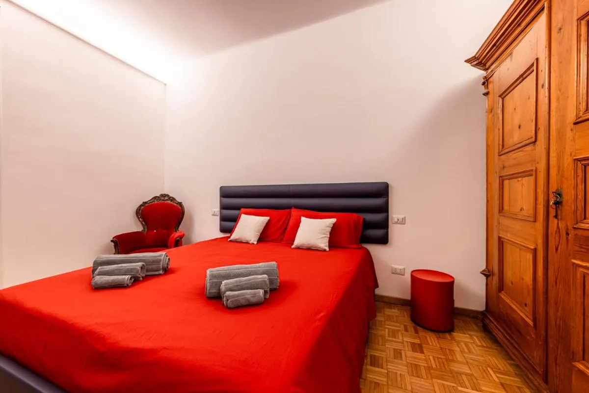 Image 6 of 2 bedroom apartment – Chinatown