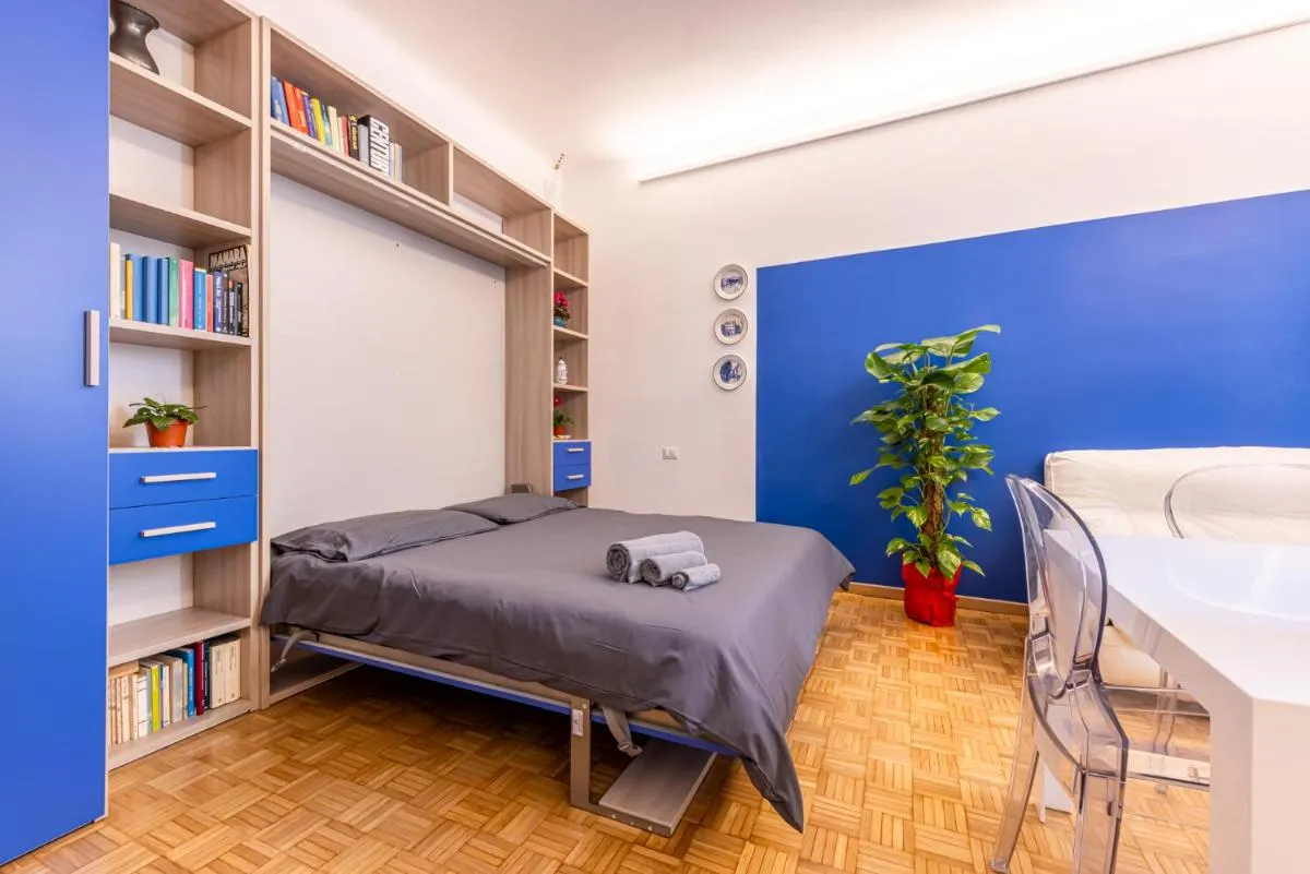 Image 1 of 2 bedroom apartment – Chinatown