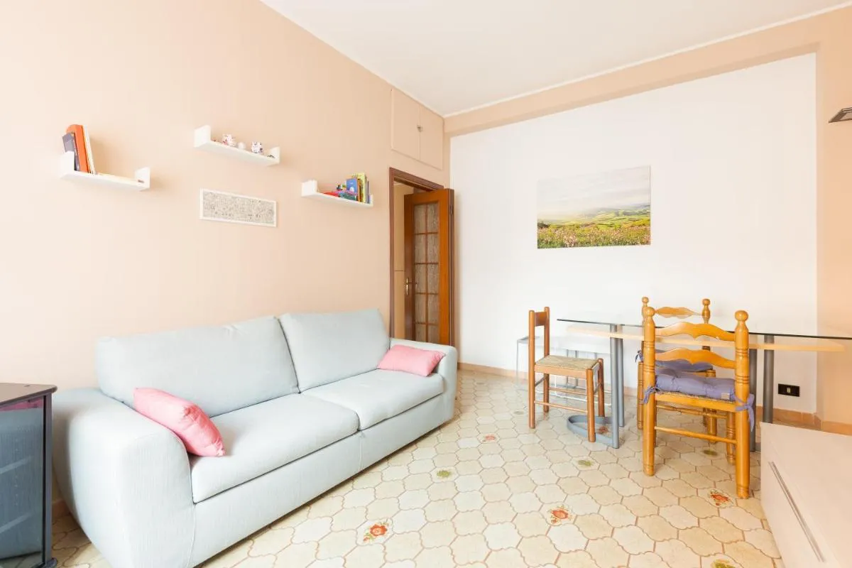 Image 3 of APT with balcony- M3 Maciachini