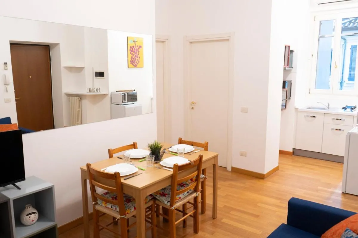Image 3 of ARE1 • [Colonne San Lorenzo] • Large Apartment •