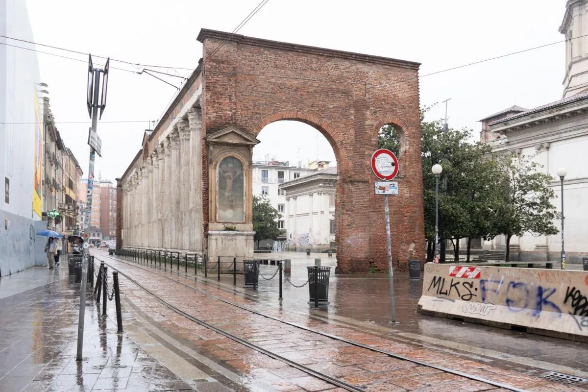 Image 5 of ARE1 • [Colonne San Lorenzo] • Large Apartment •