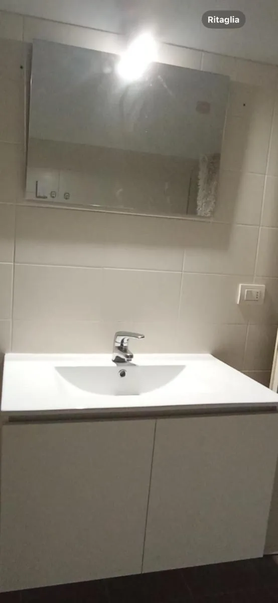 Image 3 of A casa di A