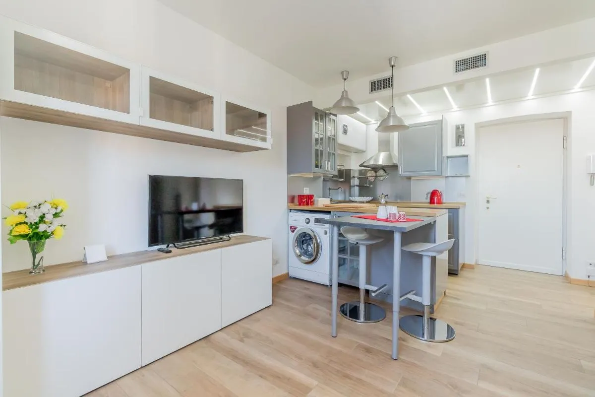 Image 3 of Alessia’s Flat – Sarpi 2