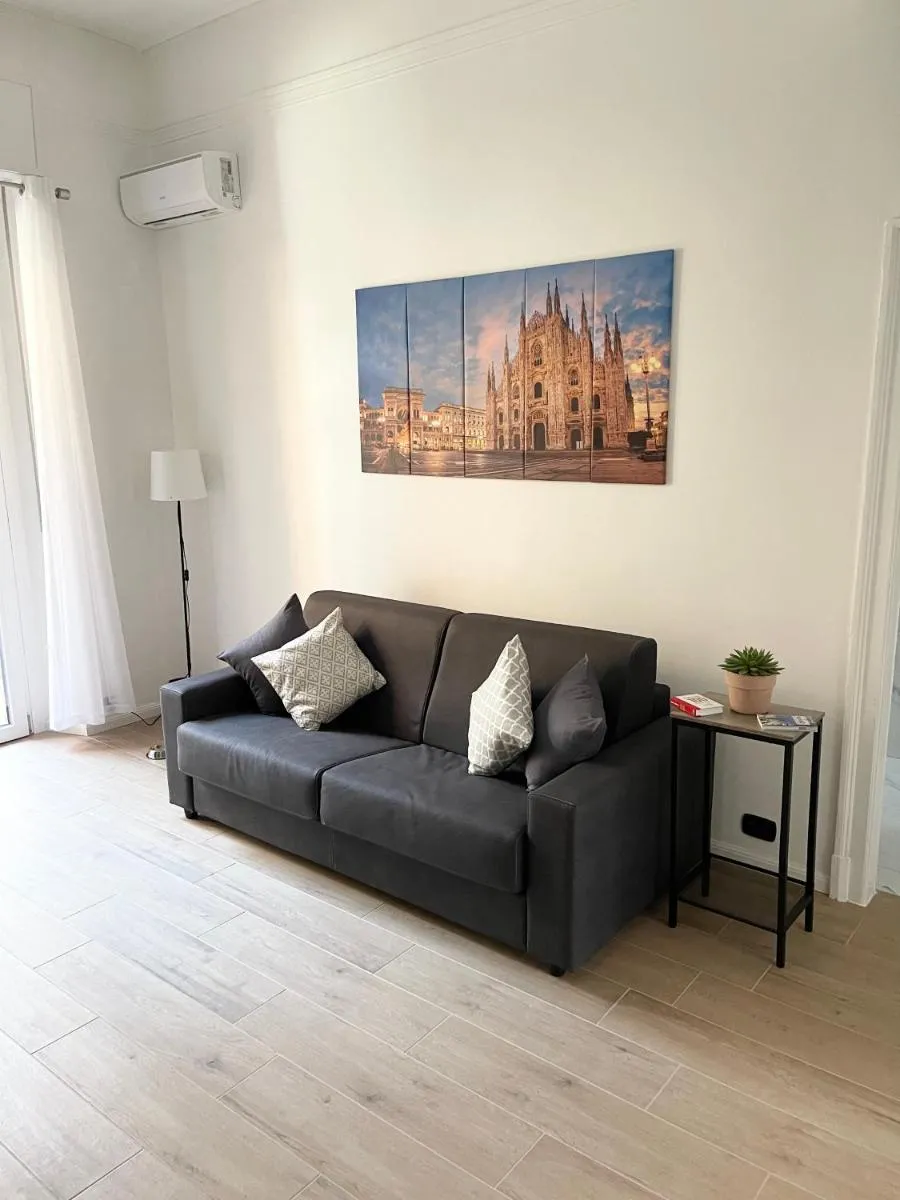Image 3 of Ampio bilocale zona Navigli