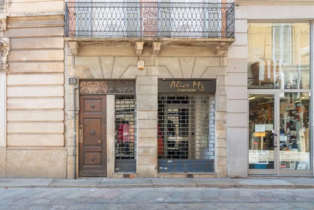 Image 6 of Ampio monolocale nel cuore di Brera