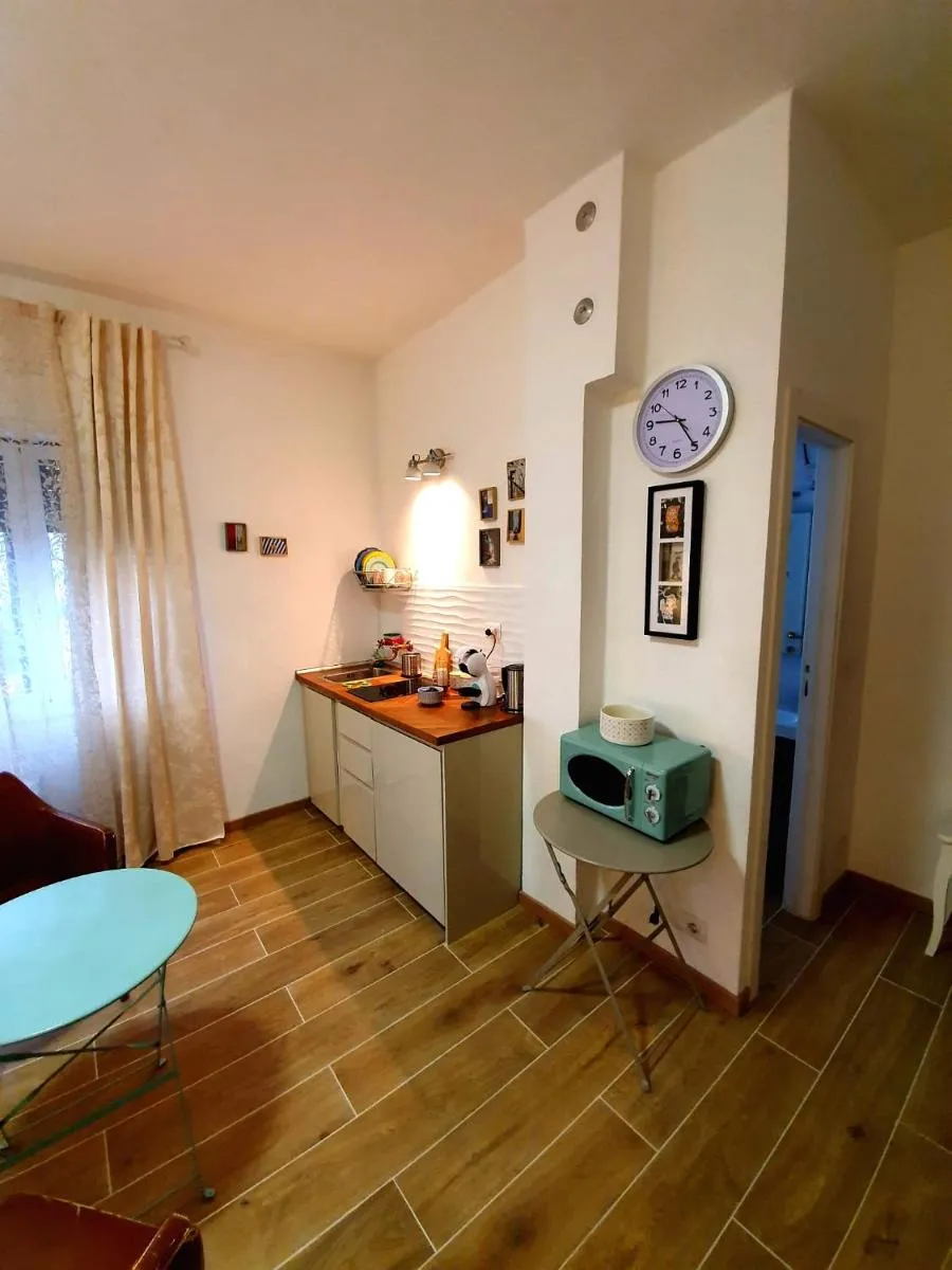 Image 4 of Angela’s Apartment