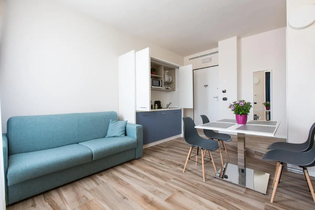 Image 2 of Aparthotel Isola