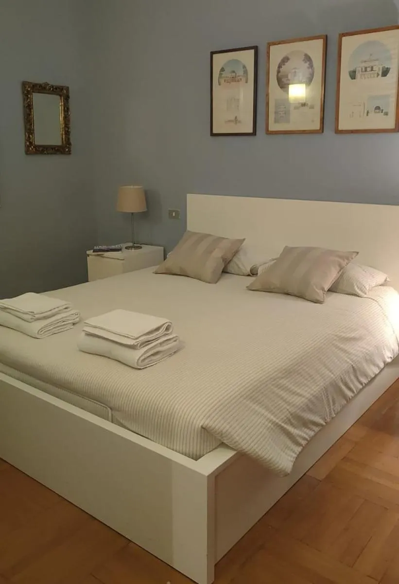 Image 3 of Apartments Velasca