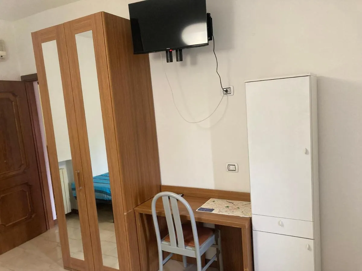 Image 4 of Appartamento Loreto
