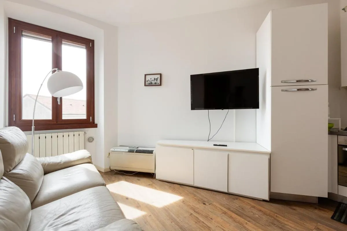 Image 4 of Apt Darsena Navigli – Porta Genova M2