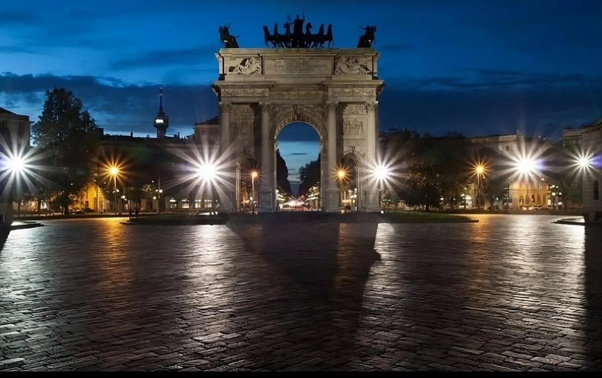 Image 1 of Arco della Pace Corso Sempione 12