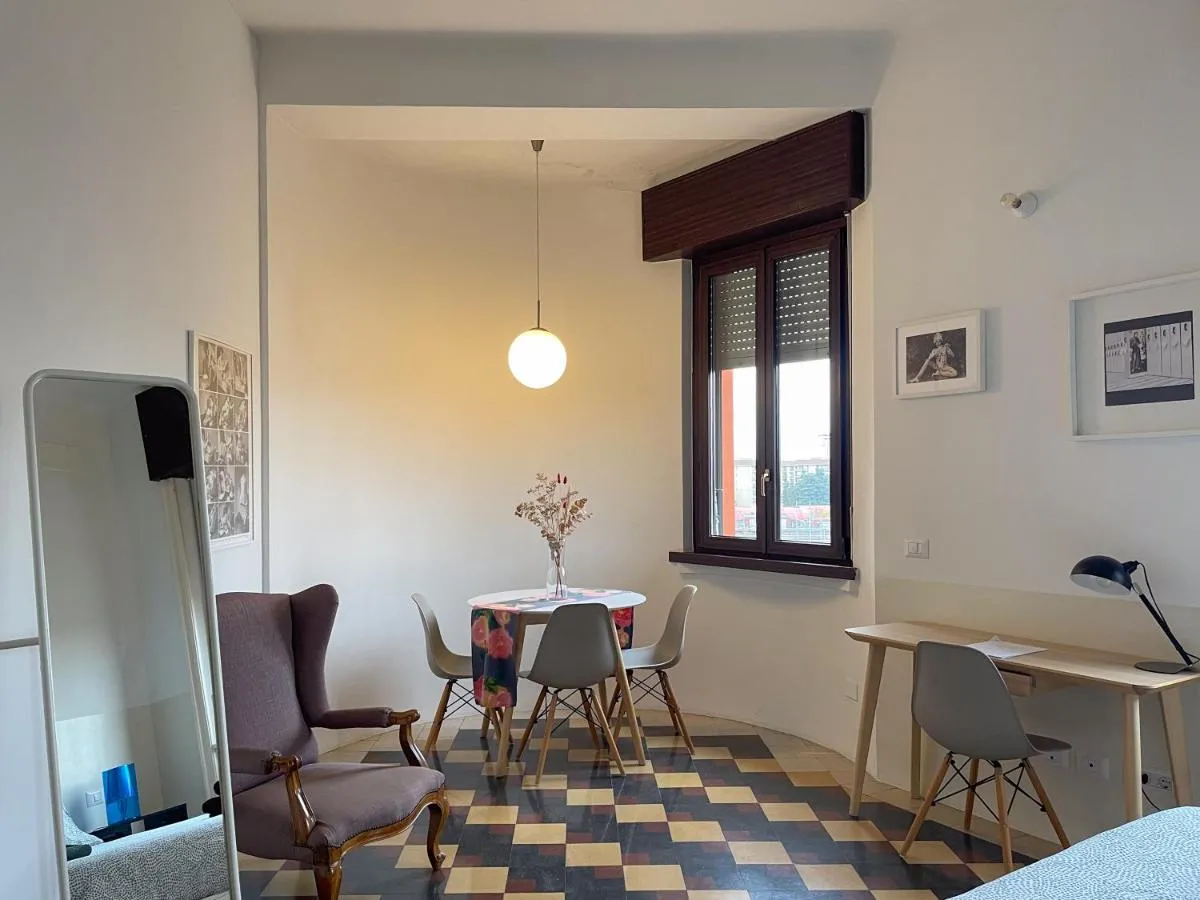Image 3 of BIG BRIGHT COZY STUDIO APARTMENT IN NOLO NEAR MM1