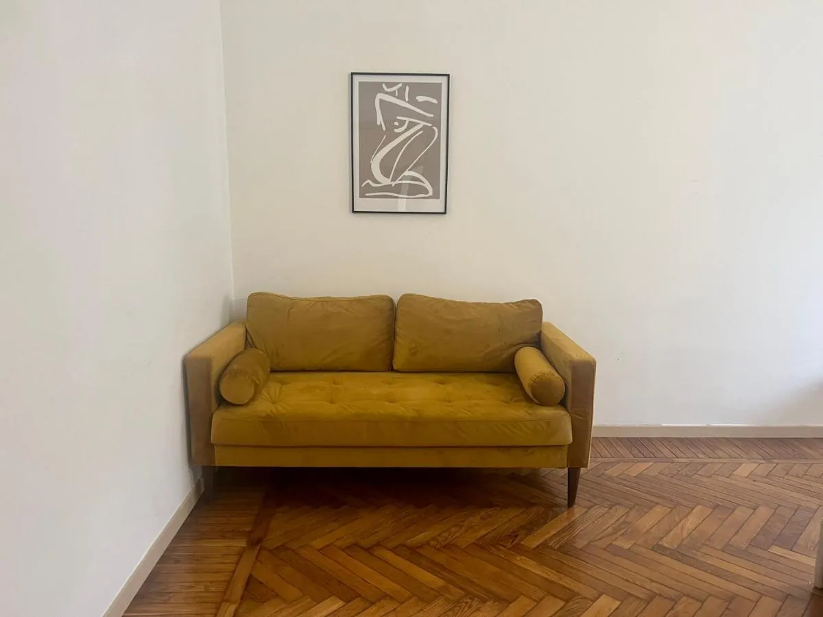 Image 2 of BIG Suite Goldoni Bilocale [Duomo-M4 Lin Airport]