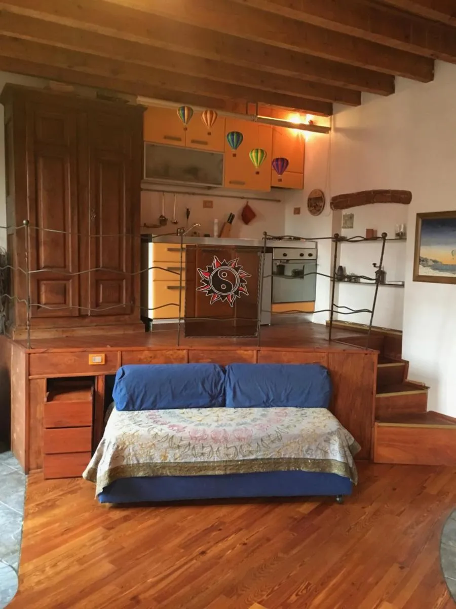 Image 1 of BNB MAX – Exclusive studio – Central station