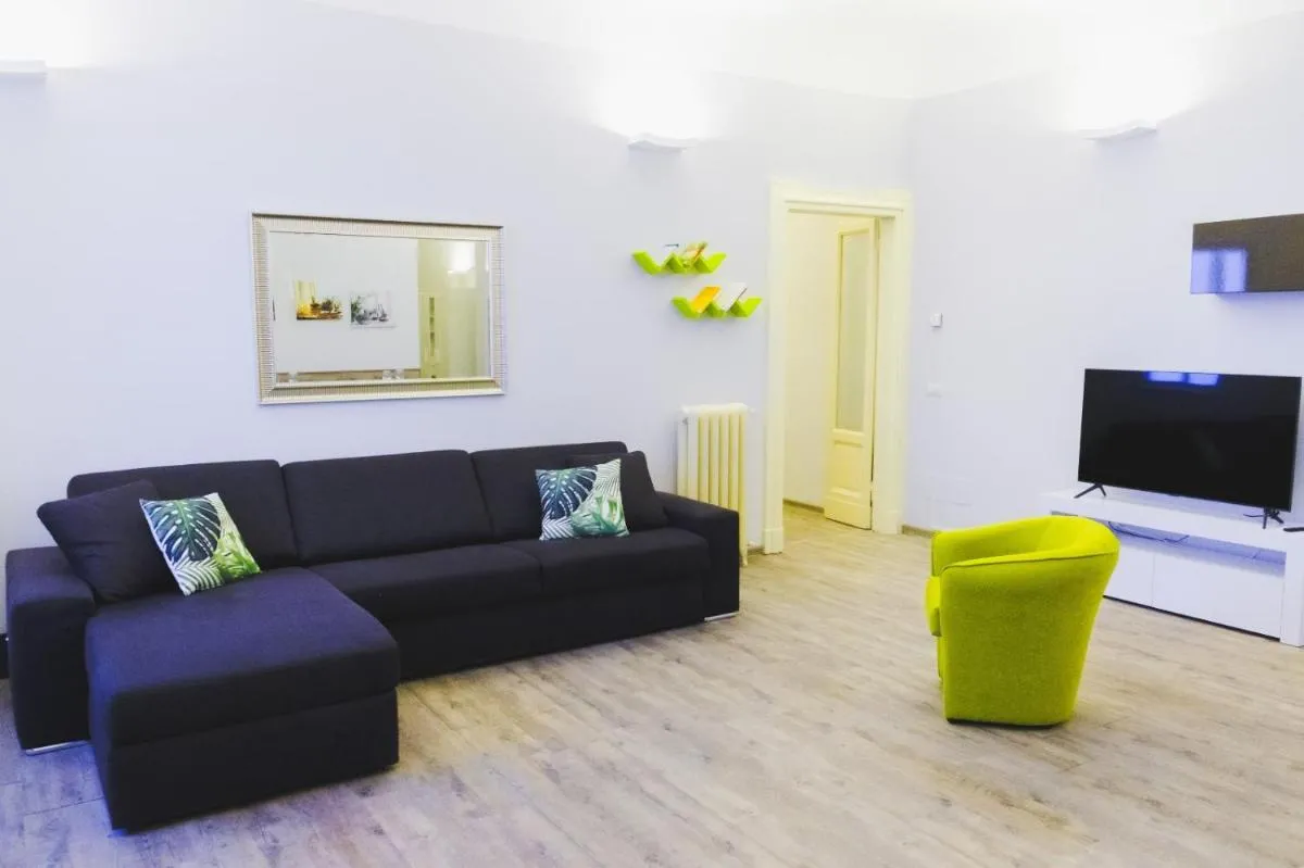 Image 4 of BOOK NOW! Corso Buenos Aires & Loreto M1 Apartment