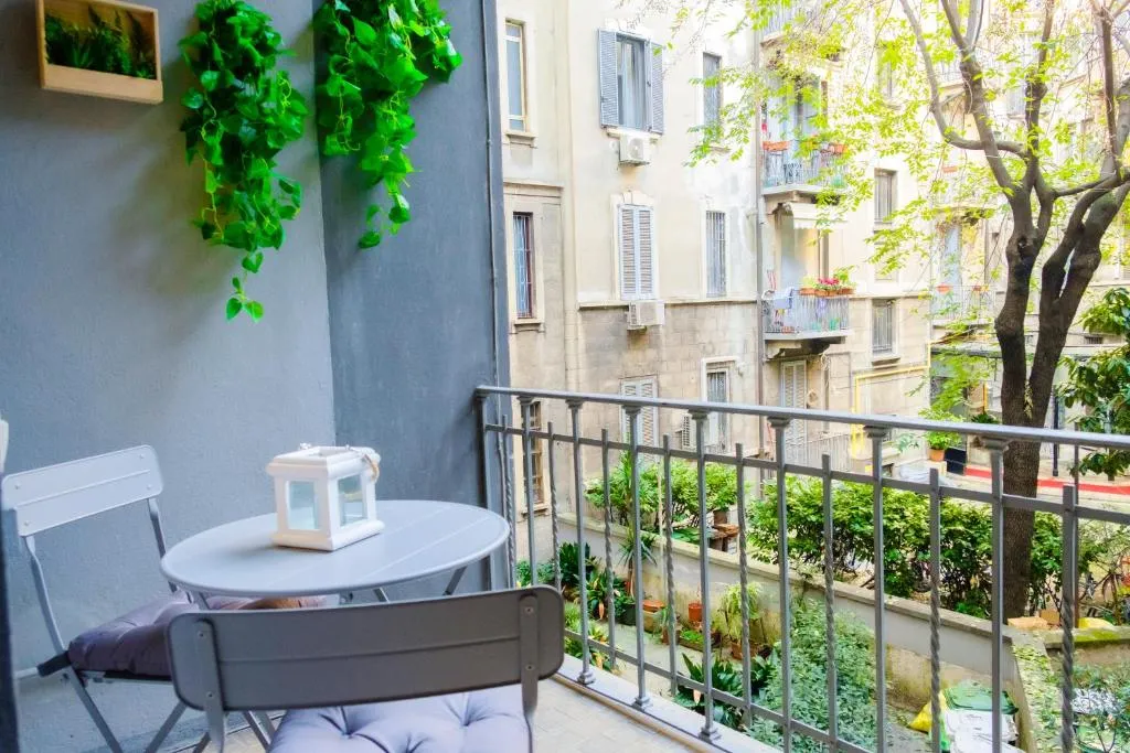 Image of BOOK NOW! Corso Buenos Aires & Loreto M1 Apartment