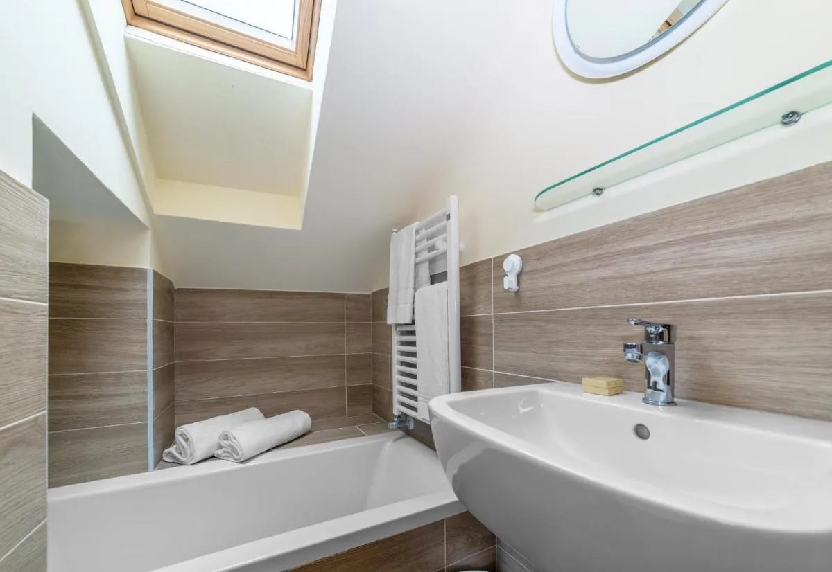 Image 2 of BRERA – Sella Charme Apartment Castle View
