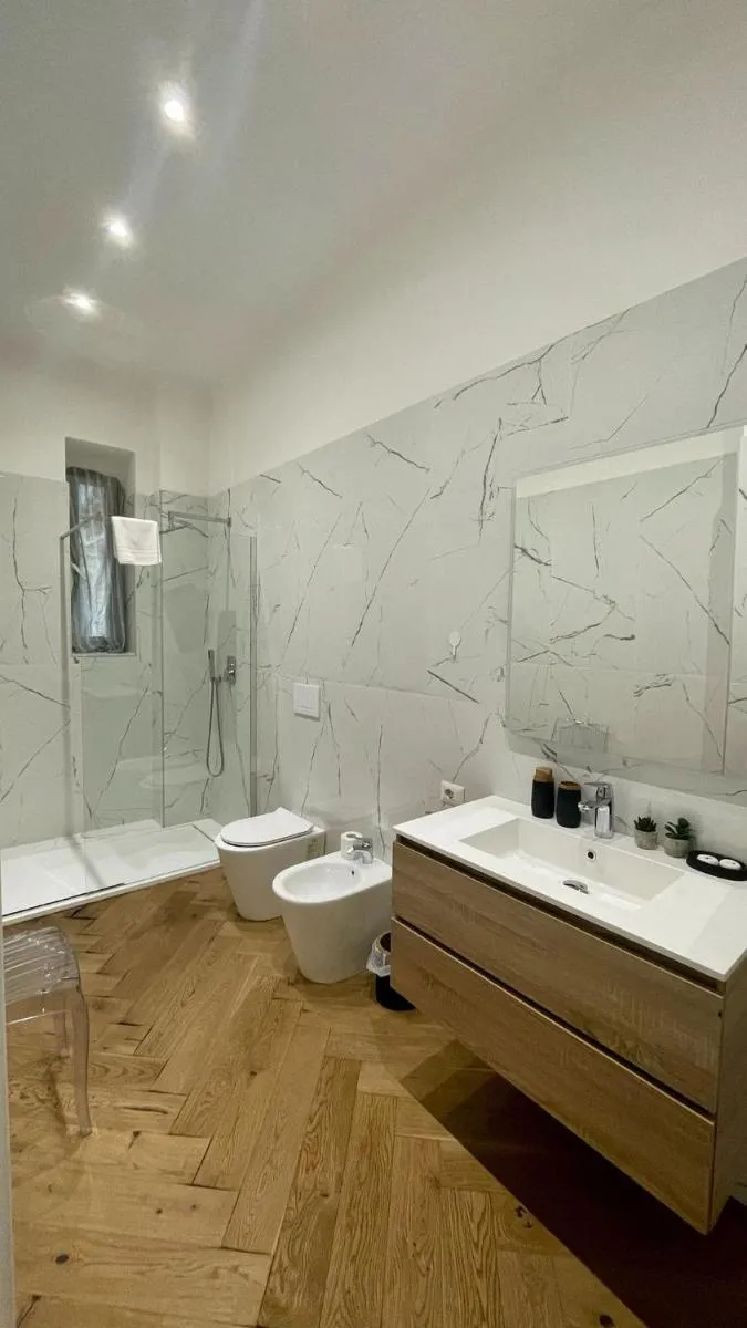Image 5 of BeCO Centrale New Double Suite