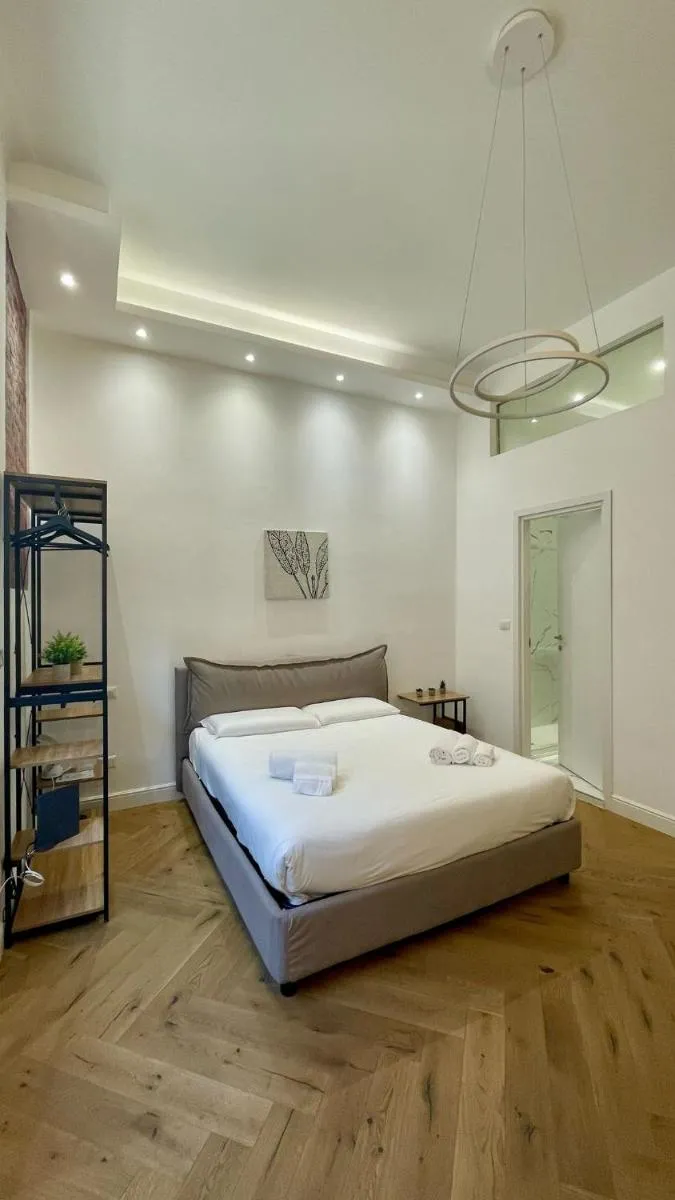 Image 1 of BeCO Centrale New Suite