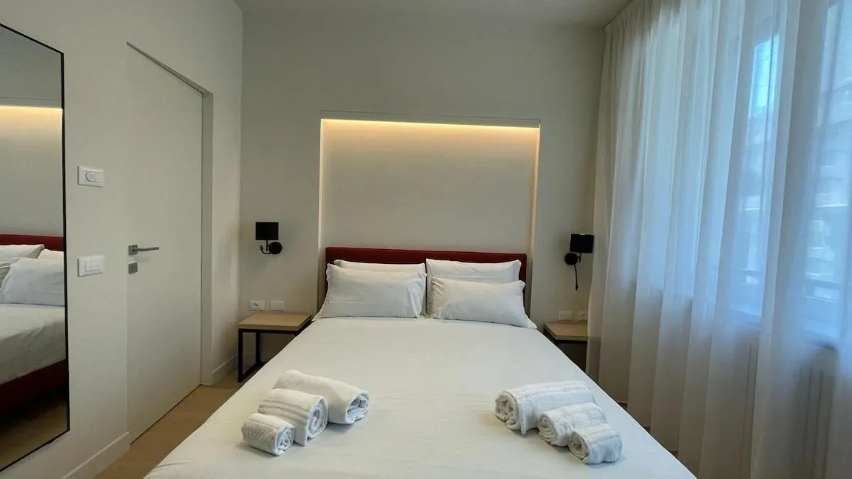 Image 2 of BeCO Illimity Business Luxury Double Suite