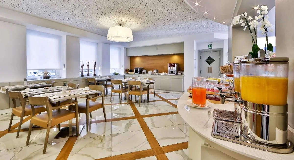 Image 2 of Best Western Hotel City