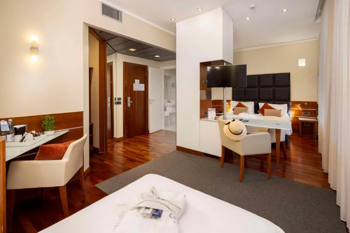 Image 1 of Best Western Madison Hotel
