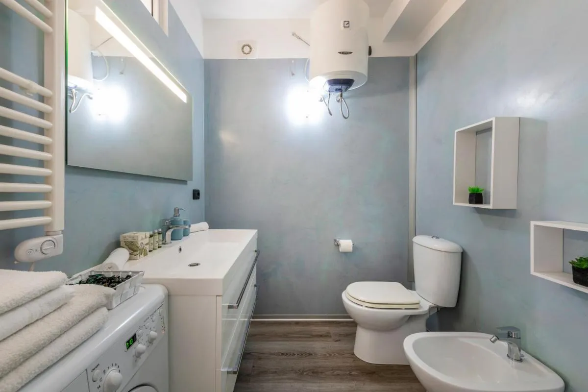 Image 3 of BnButler – Archimede 53 – Bright Studio