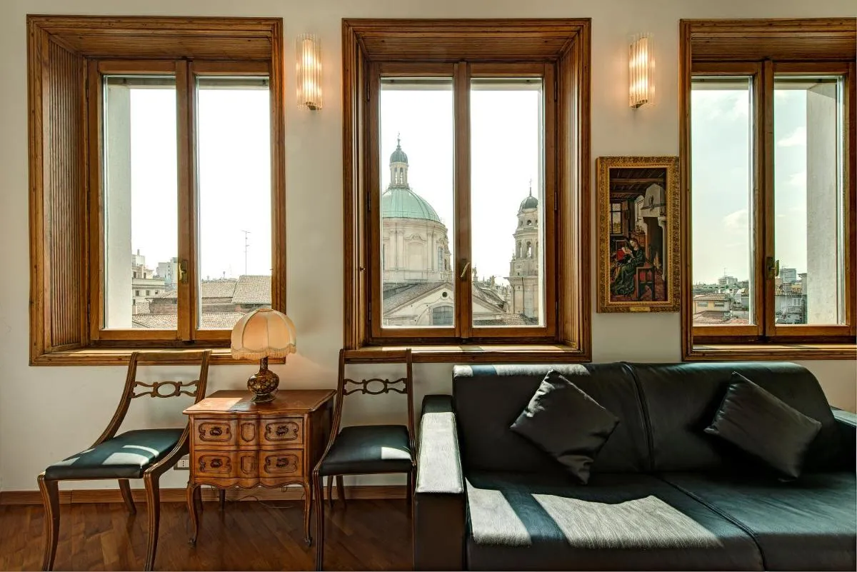 Image 6 of BnButler – Duomo Apartment – Galleria Unione