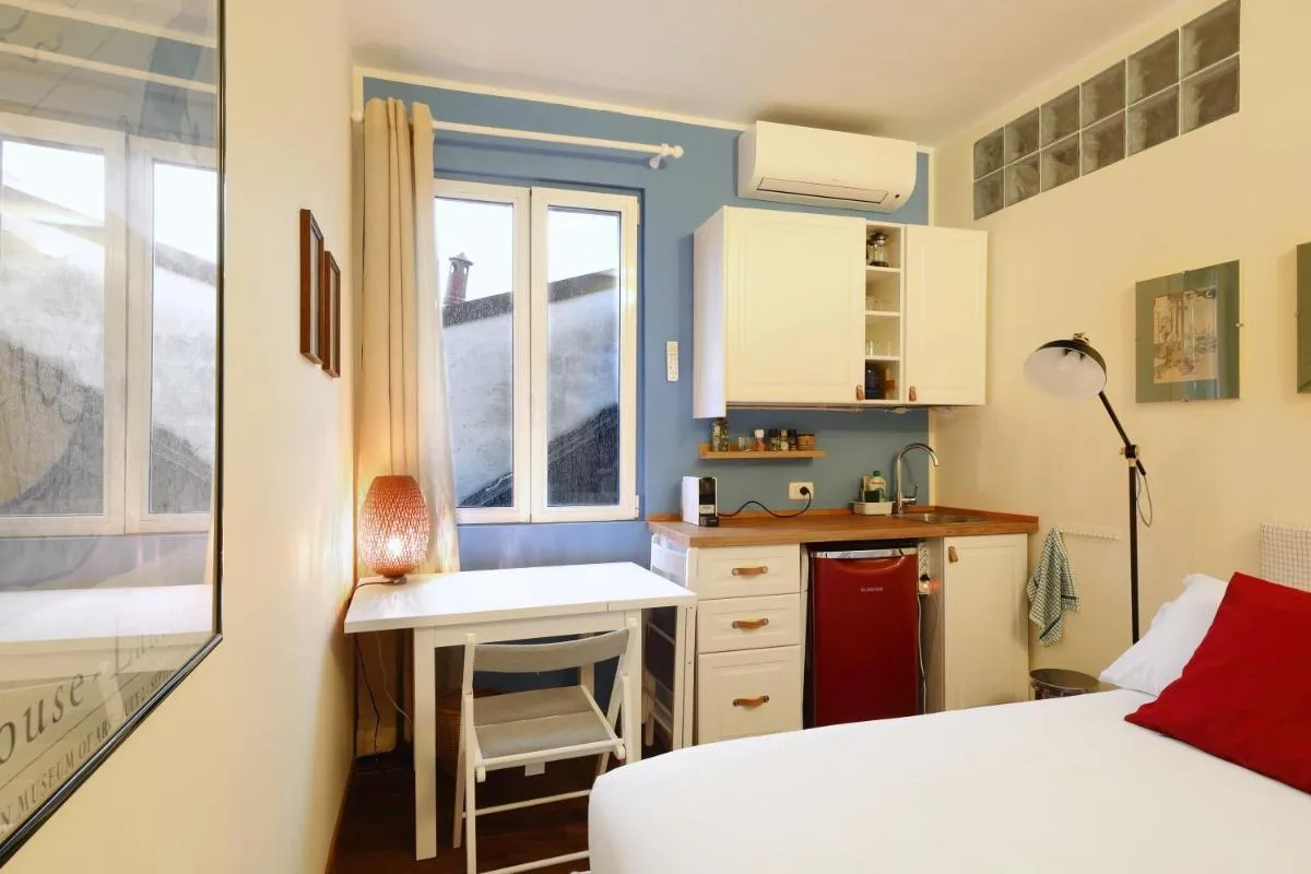 Image 3 of Boutique Loft on Navigli; Stylish Bright