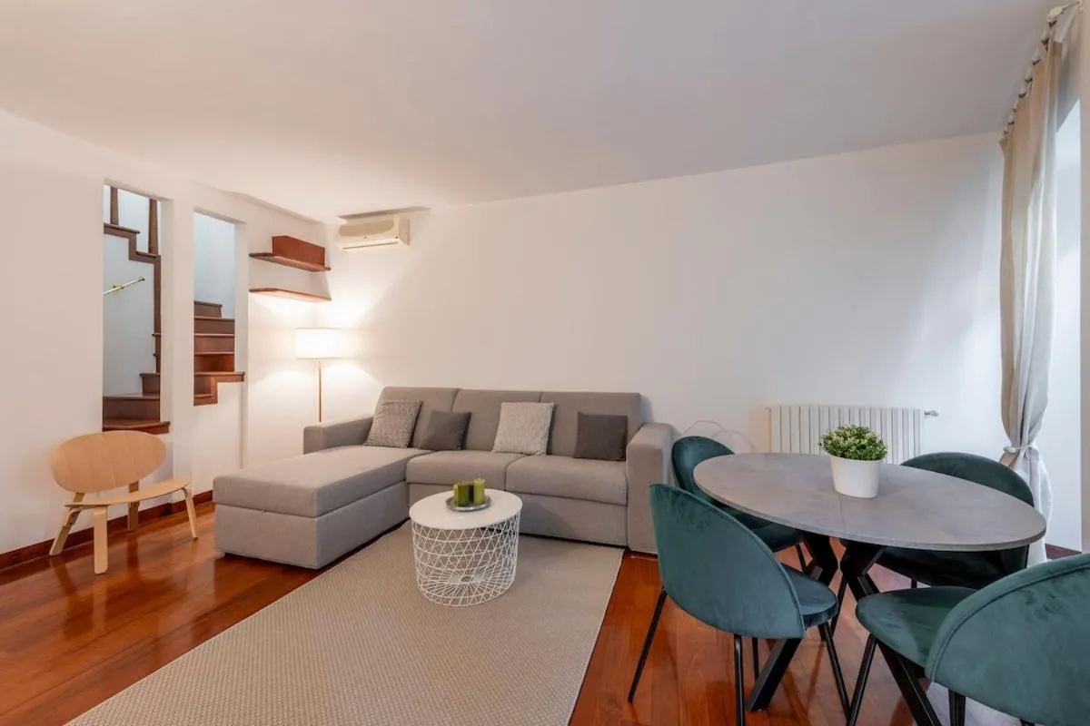 Image 3 of Brera 19 – Wonderful Two Floors Apt