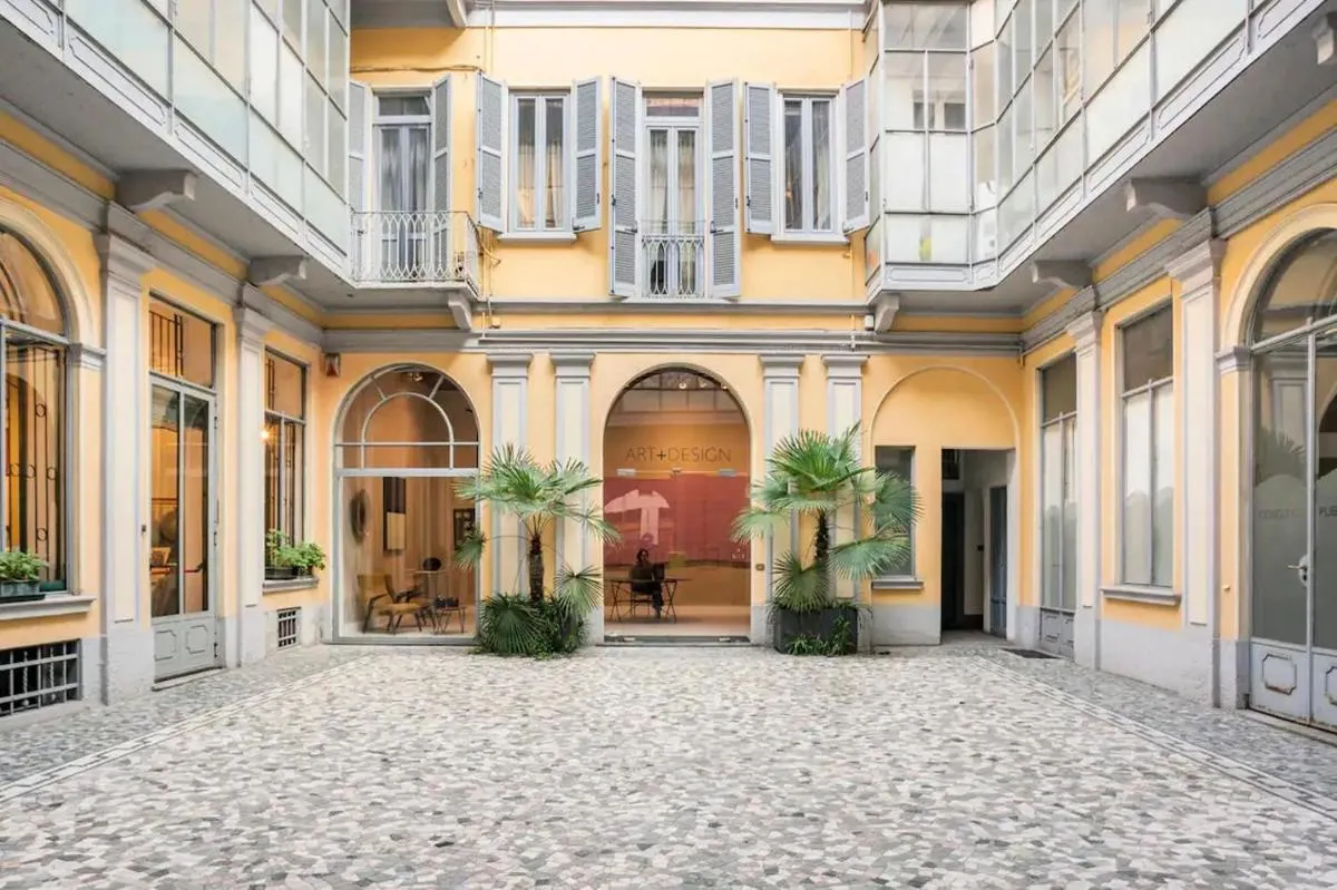 Image 1 of Brera 4 – City Center bright and cosy apartment x4!
