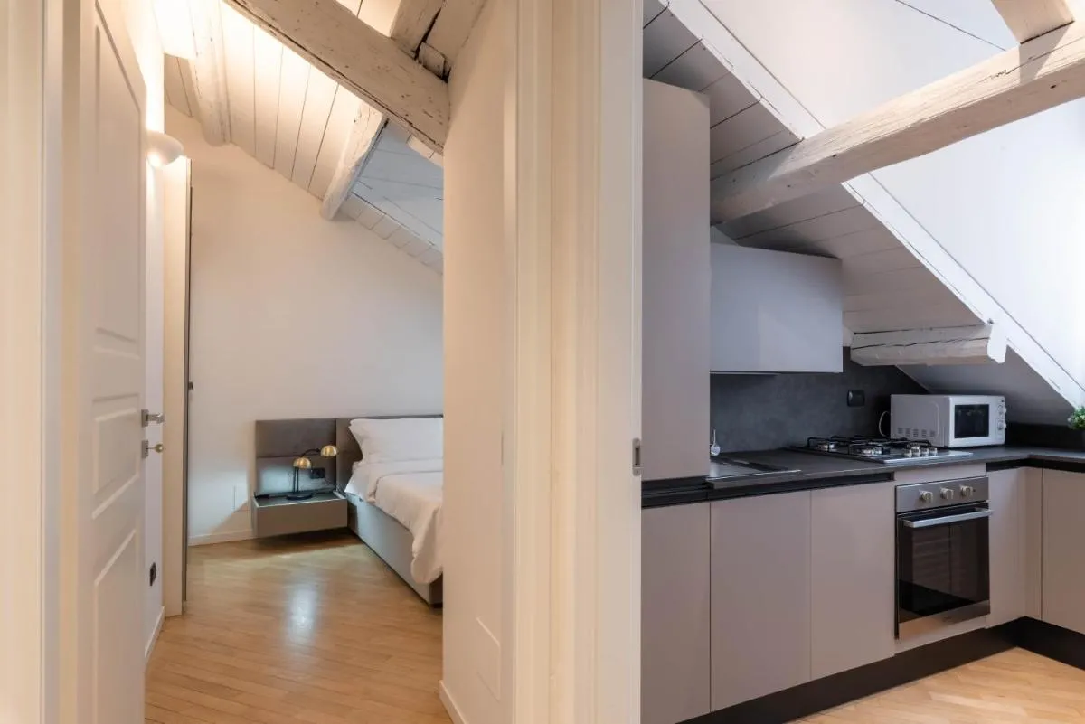 Image 3 of Brera Flat Near Duomo