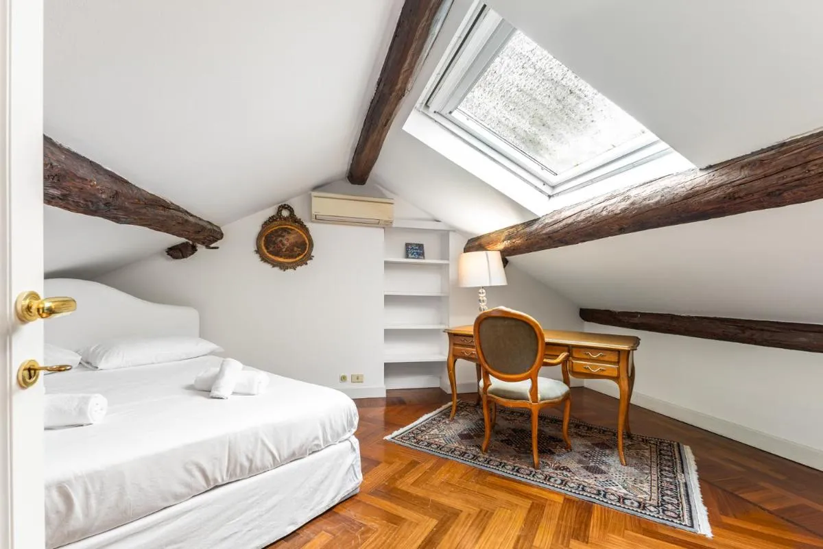 Image 1 of Brera Moscova – Classical apartment – WiFi