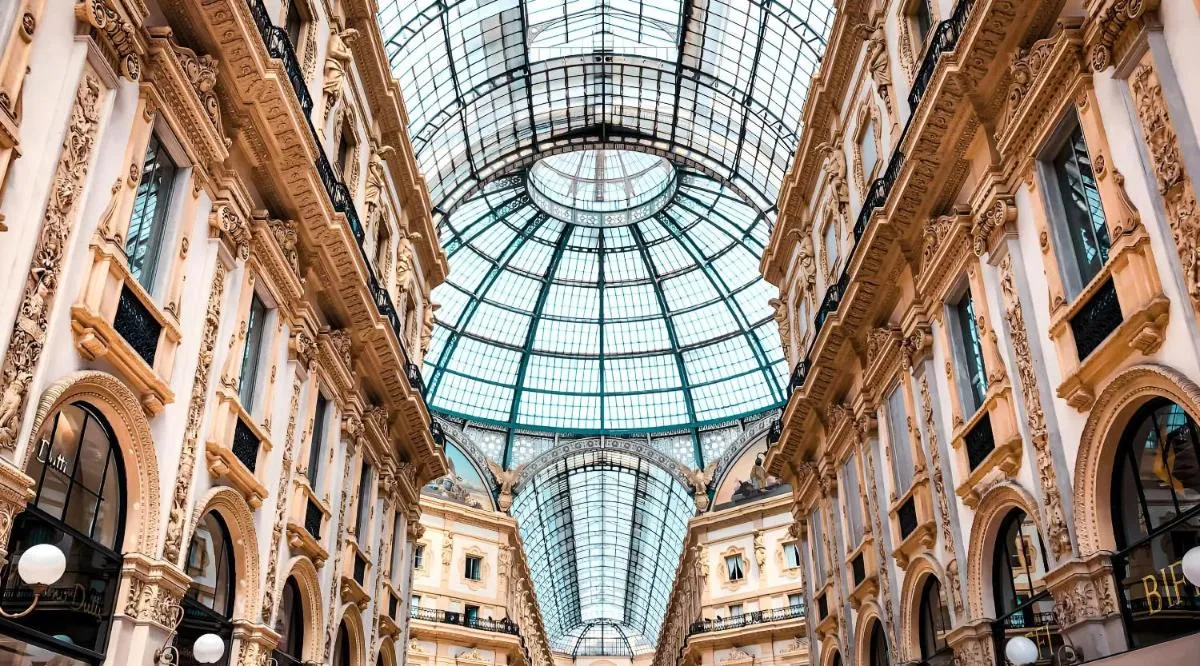 Image 5 of Brera VIP SpotLight – Brera – Duomo – Castello Sforzesco – Lanza Metro M2