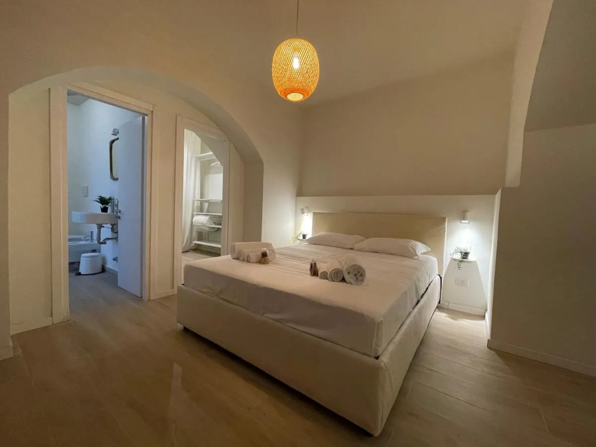 Image 6 of Brera – Centro Modern Apartment – Private Courtyard