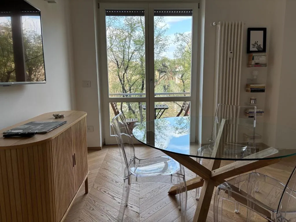 Image of Bright Apartment with Balcony – Navigli Milan