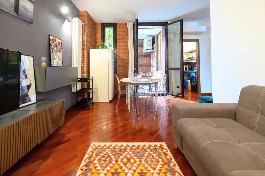Image of Buenos Aires-Duomo Balcony Apartment