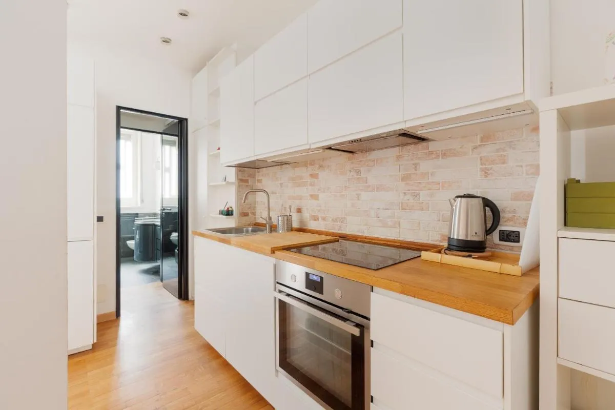 Image 3 of Buonarroti Bright Apartment