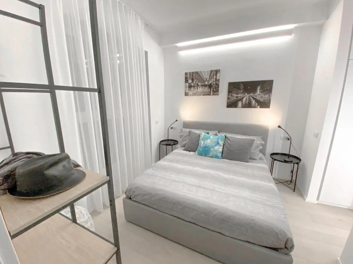Image 1 of CARDANO SUITE – 5 min from Central Station