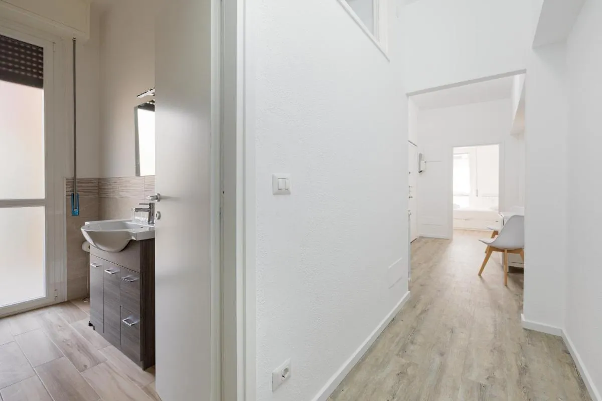 Image 2 of Cagnola Cozy Apartament with Balcony