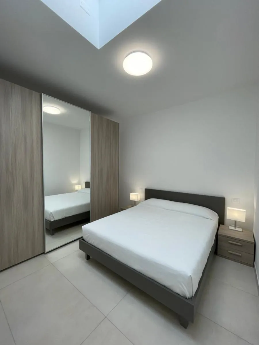 Image 6 of Carissimi 4