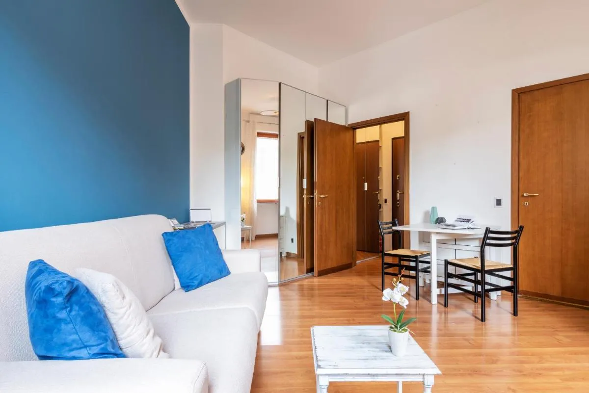 Image 3 of Casa Blu Flexyrent apartment WiFi – NO AC