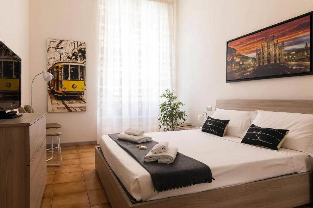 Image of Casa Zara – Metro Lines