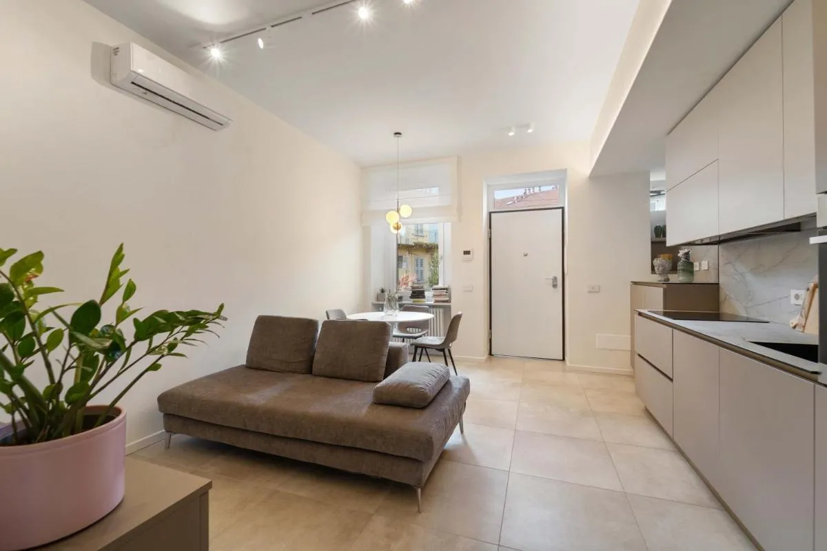Image 6 of Central Design Apartment – 10 min to Duomo