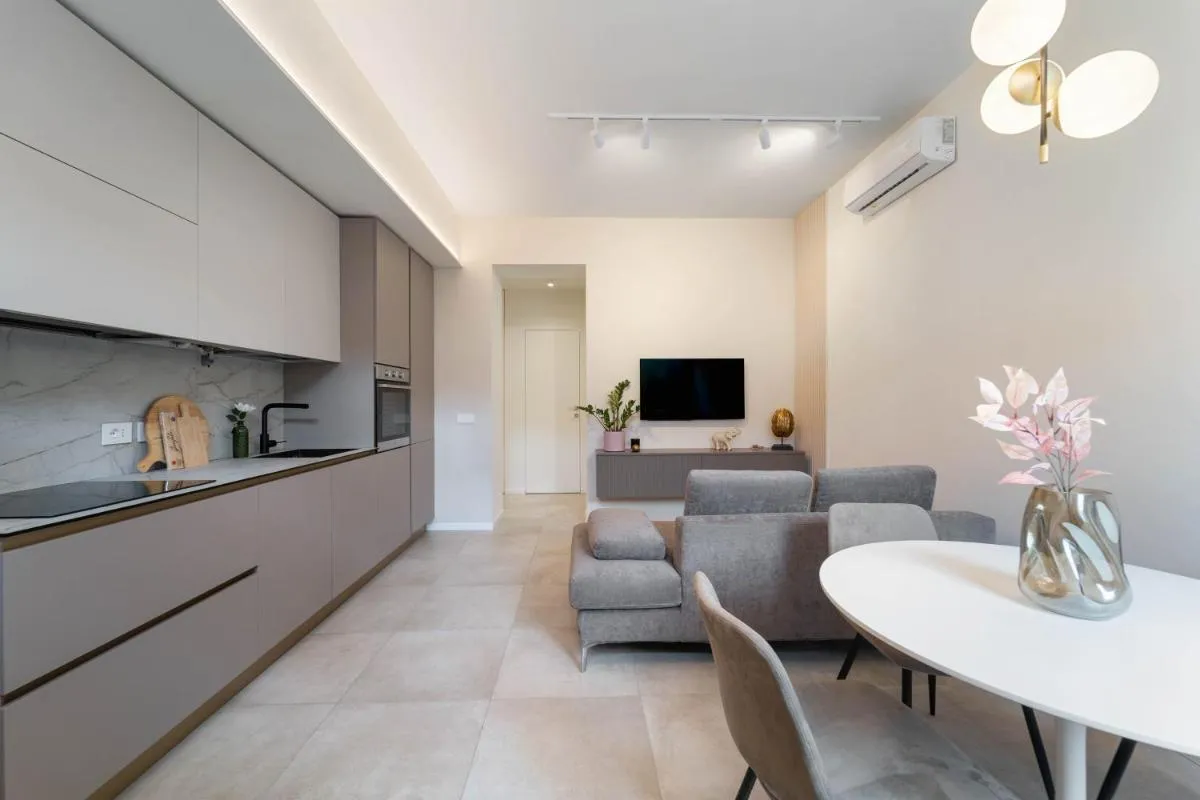 Image 2 of Central Design Apartment – 10 min to Duomo