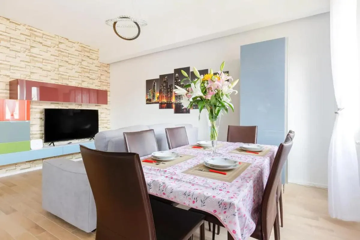 Image 4 of Central Maya Apartment