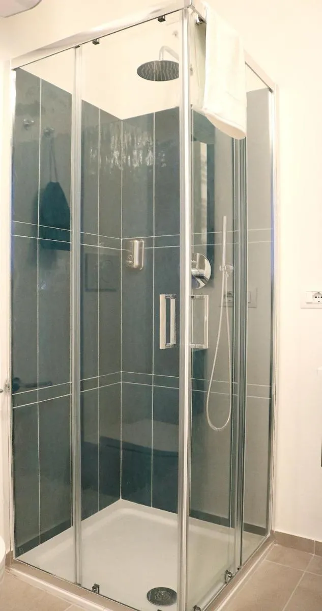 Image 3 of Central Station Milano Room – 1