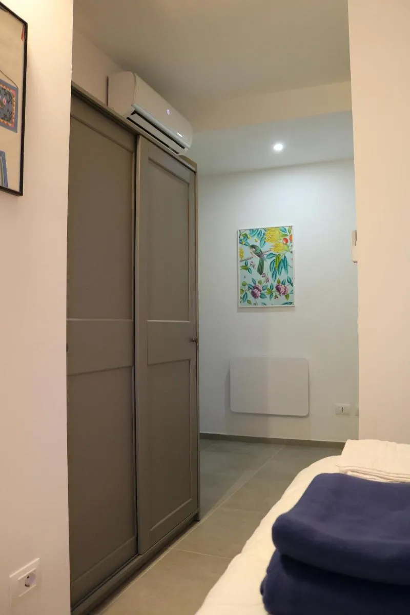 Image 5 of Central Station Milano Room – 4